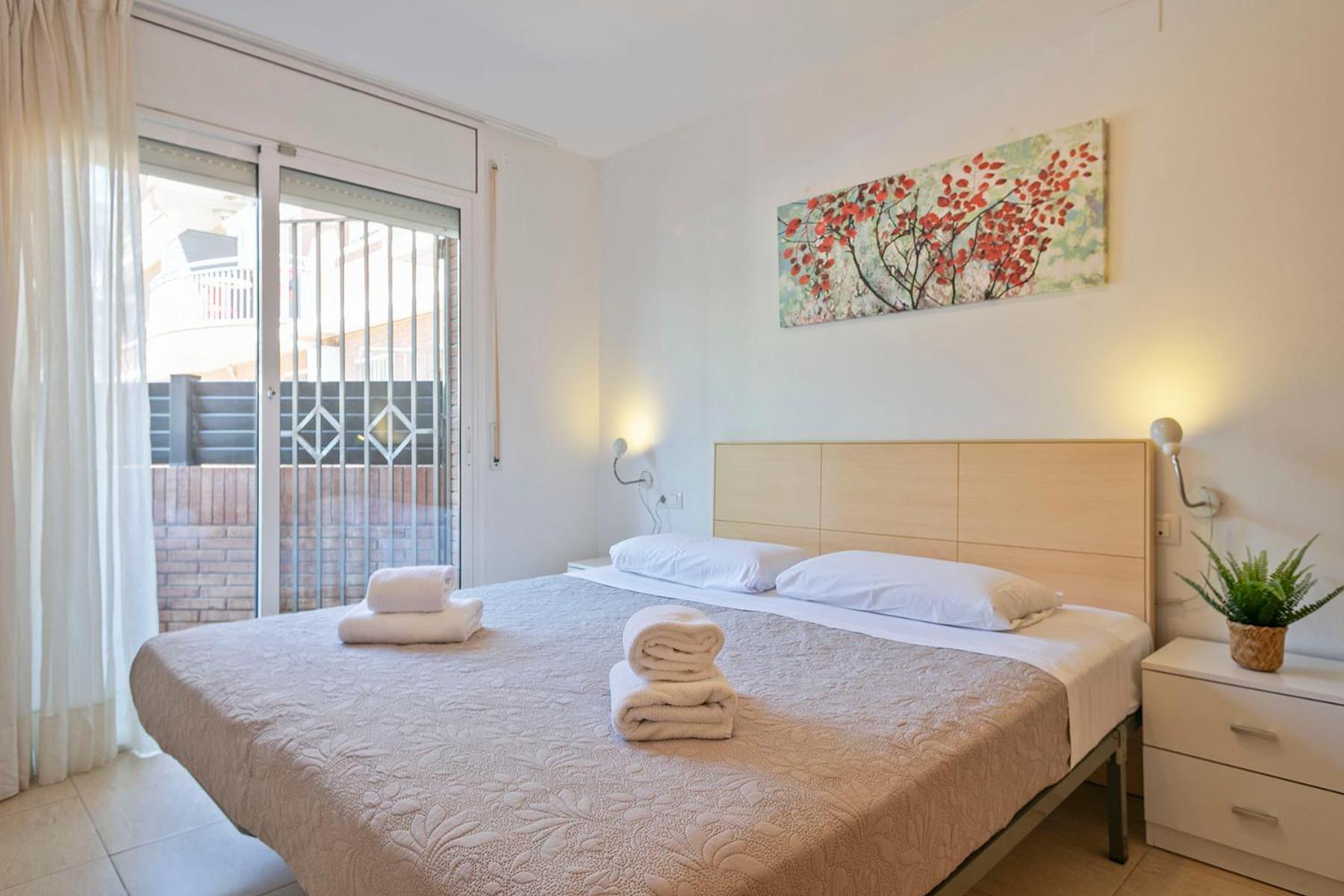 Apartamentos Velor Кастельдефельс Экстерьер фото