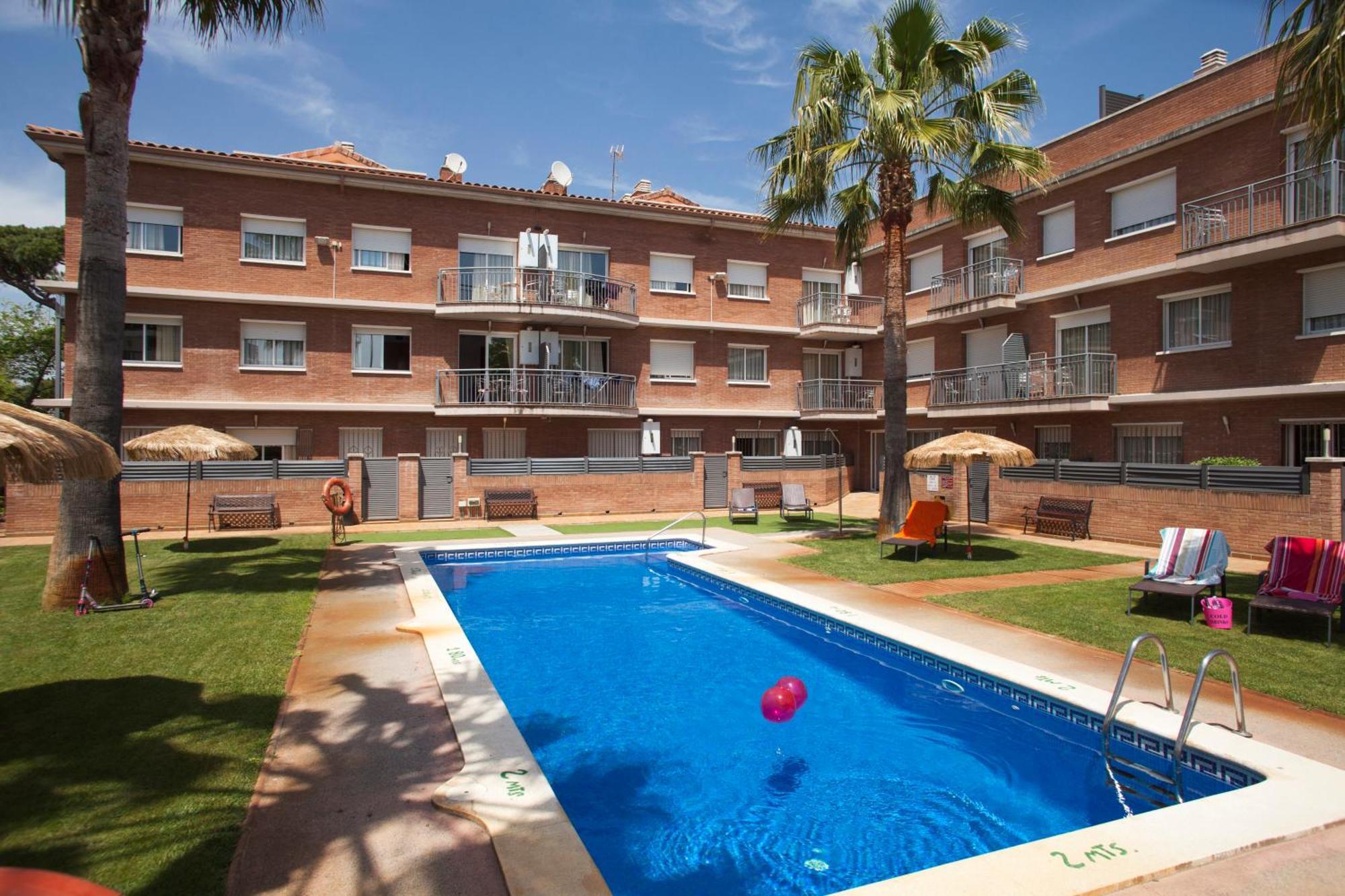 Apartamentos Velor Кастельдефельс Экстерьер фото